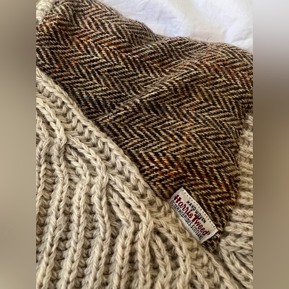 COPY - NWOT Mens Authentic Scottish ECOSSE Wool Sweater, Harris Tweed Patches, … - Picture 4 of 6